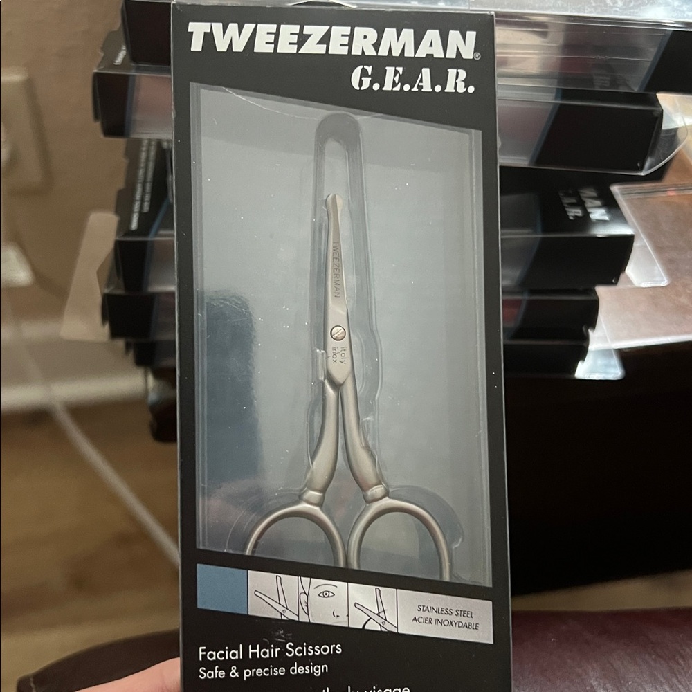 New Tweezerman Silver Grooming Scissors